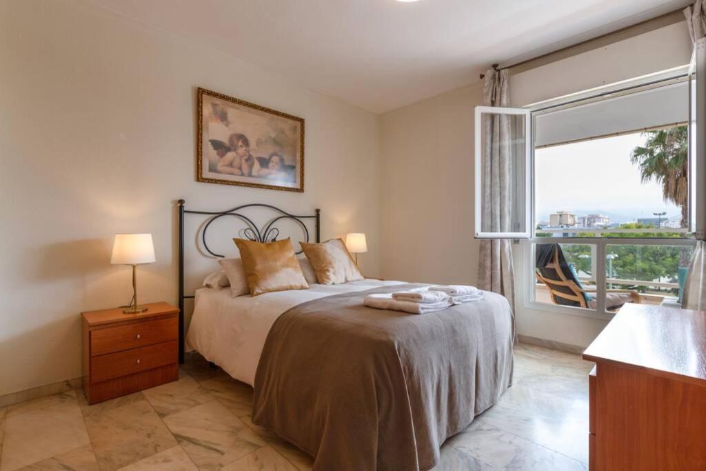 Playa Huelin Apartamento Apartment Malaga Ngoại thất bức ảnh