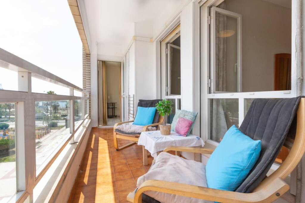 Playa Huelin Apartamento Apartment Malaga Ngoại thất bức ảnh