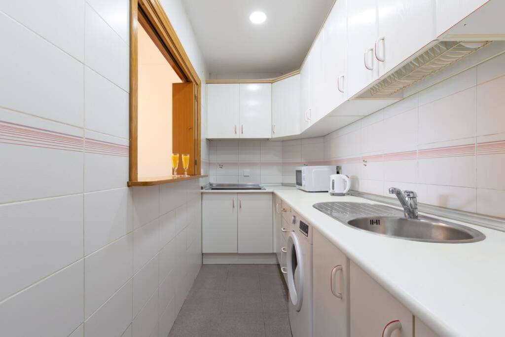 Playa Huelin Apartamento Apartment Malaga Ngoại thất bức ảnh