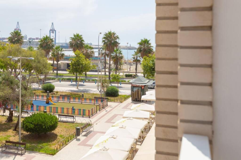Playa Huelin Apartamento Apartment Malaga Ngoại thất bức ảnh