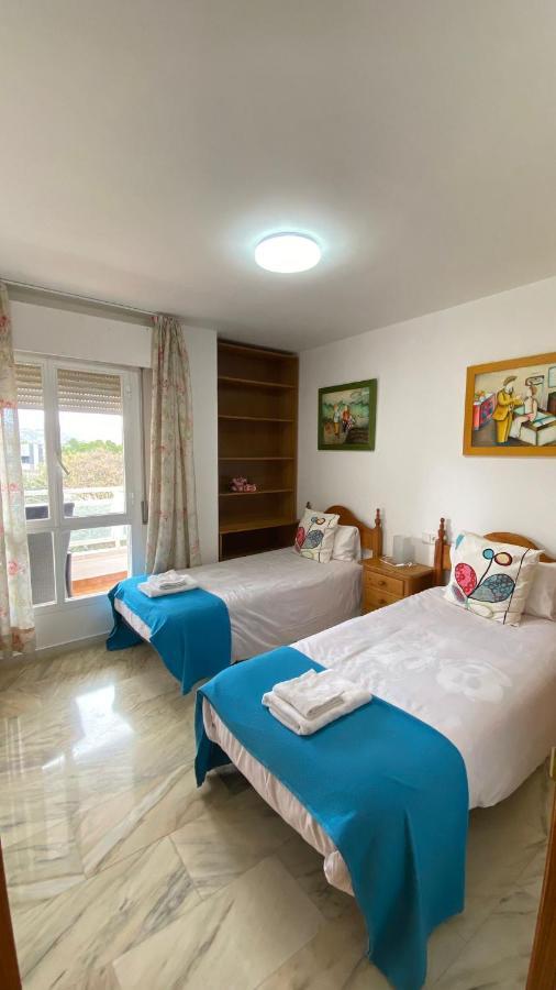 Playa Huelin Apartamento Apartment Malaga Ngoại thất bức ảnh
